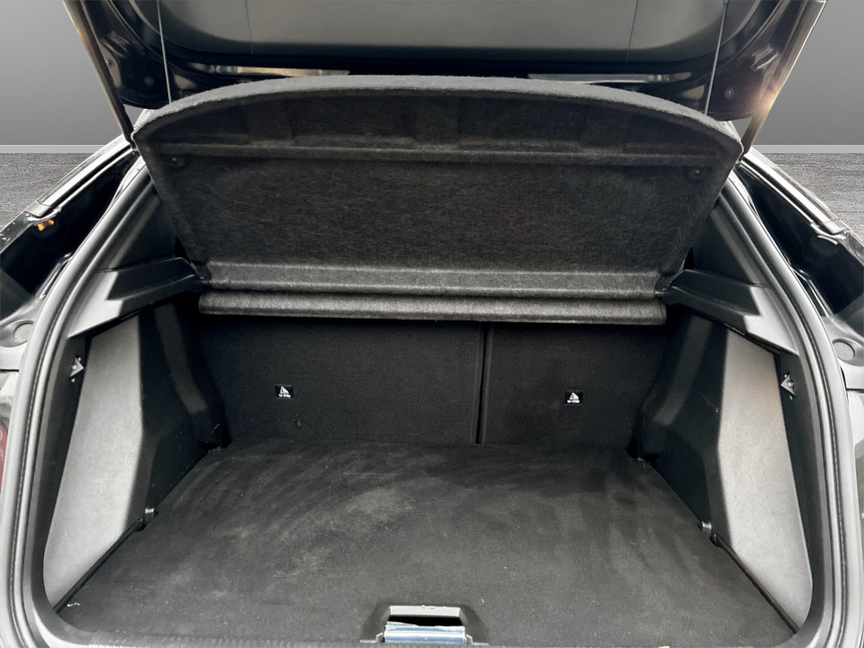 Used Peugeot 2008 2024 for sale - 77432103: Photo 12