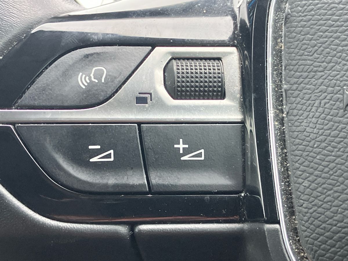 Used Peugeot 3008 2022 for sale - 76958040: Photo 16