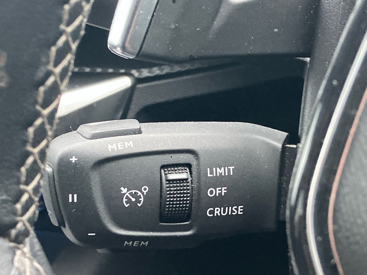 Used Peugeot 3008 2022 for sale - 76958040: Photo 39