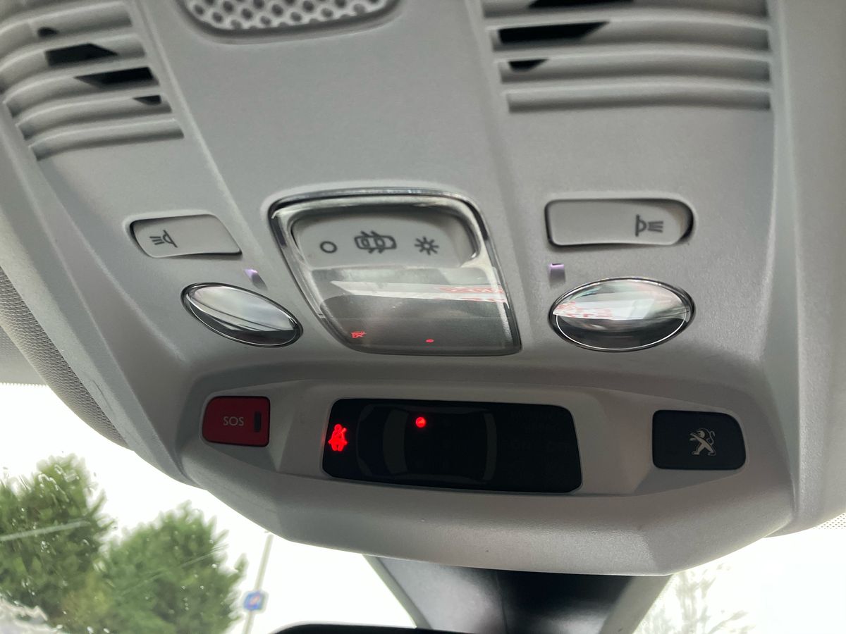 Used Peugeot 3008 2022 for sale - 76958040: Photo 56