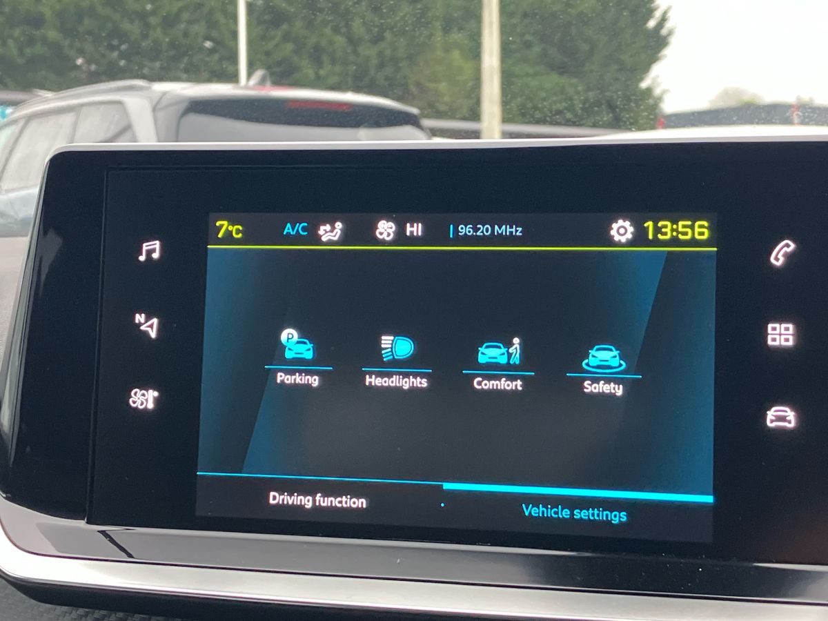 Used Peugeot 2008 2022 for sale - 77283261: Photo 44