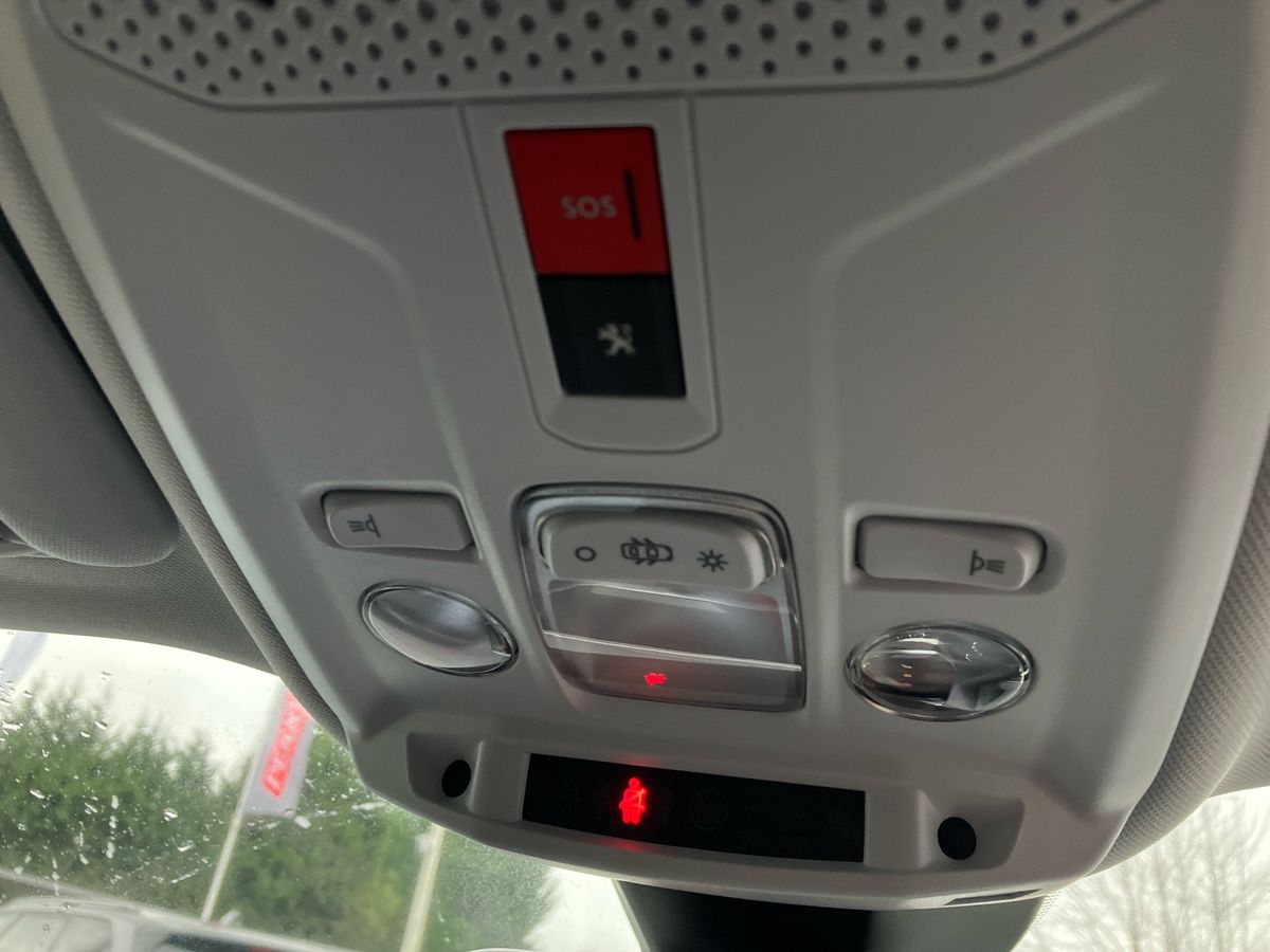 Used Peugeot 2008 2022 for sale - 77283261: Photo 54