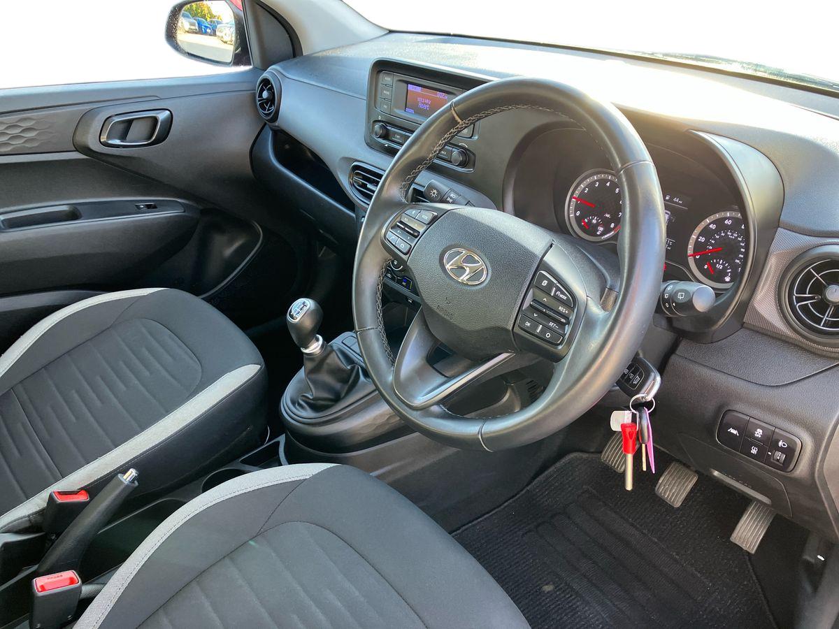 Used Hyundai i10 2021 for sale - 76045481: Photo 9