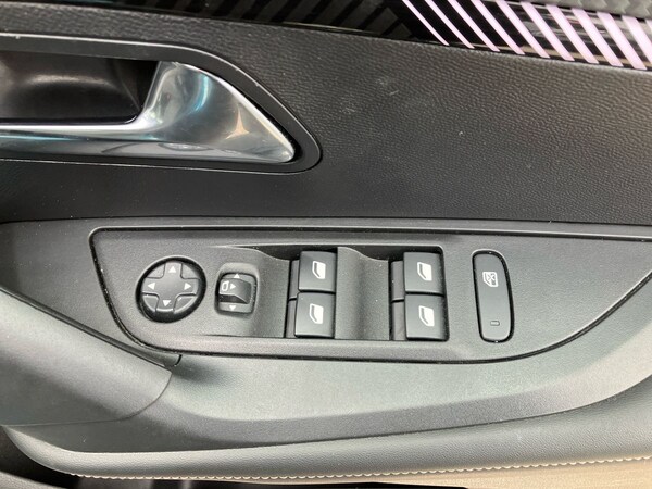 Used Peugeot 2008 2025 for sale - 76016621: Photo 21