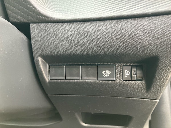 Used Peugeot 2008 2025 for sale - 76016621: Photo 40