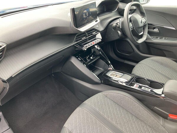 Used Peugeot 2008 2025 for sale - 76016621: Photo 7