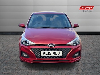 Used Hyundai i20 2019 for sale - 77077477: Photo