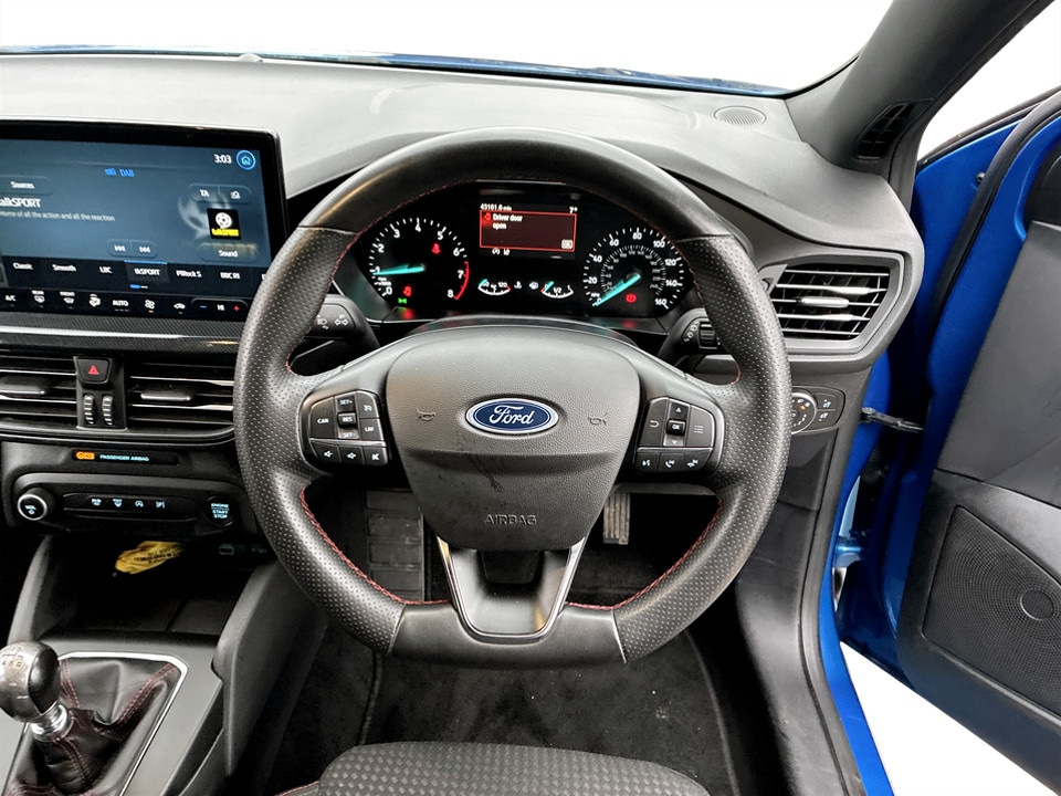 Used Ford Focus 2023 for sale - 77311035: Photo 15