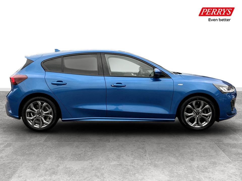 Used Ford Focus 2023 for sale - 77311035: Photo 8