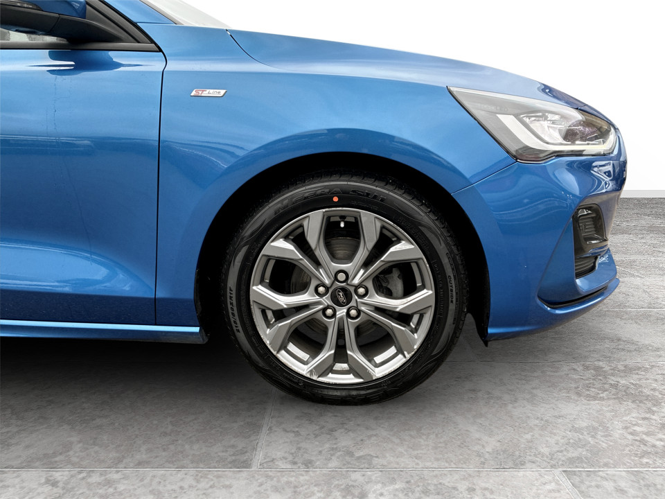 Used Ford Focus 2023 for sale - 77311035: Photo 9