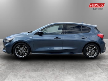 Used Ford Focus 2021 for sale - 78800710: Photo