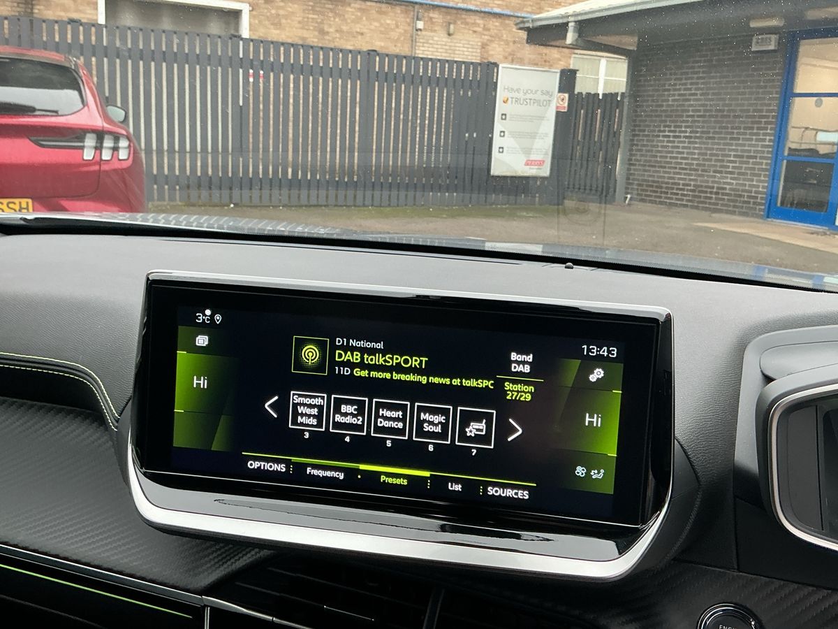 Used Peugeot 2008 2022 for sale - 77221159: Photo 10