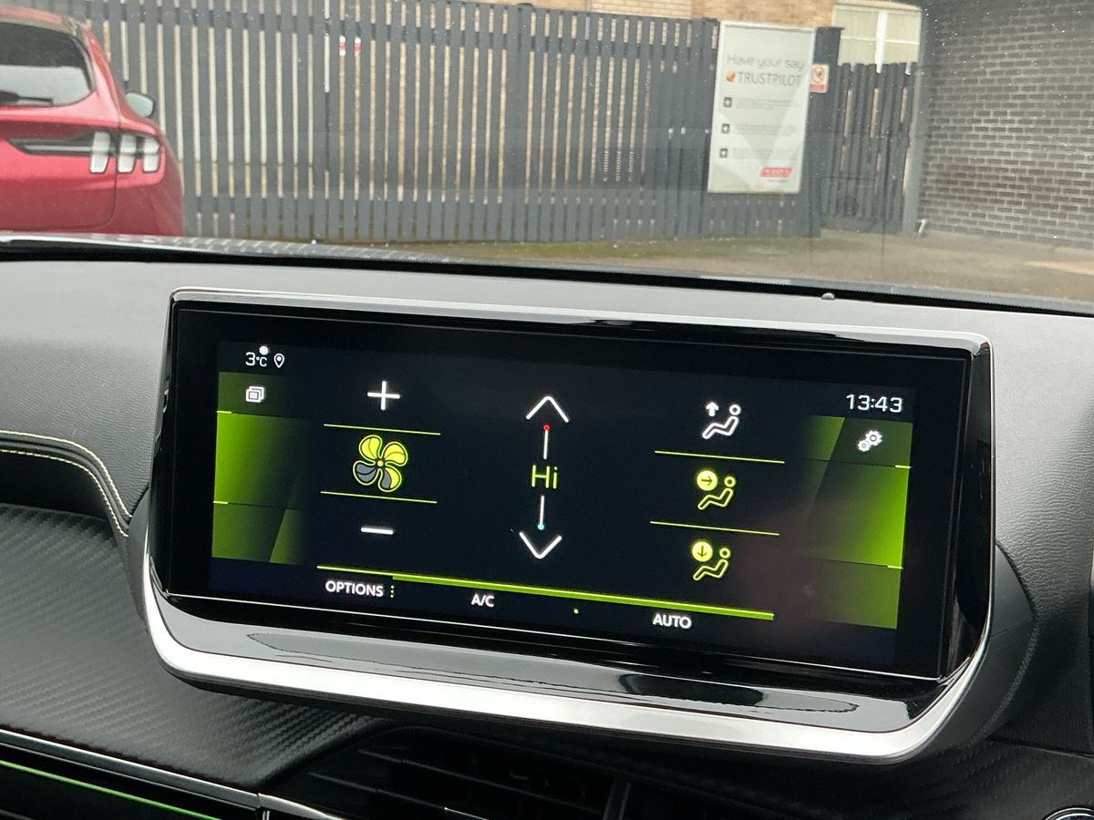 Used Peugeot 2008 2022 for sale - 77221159: Photo 12