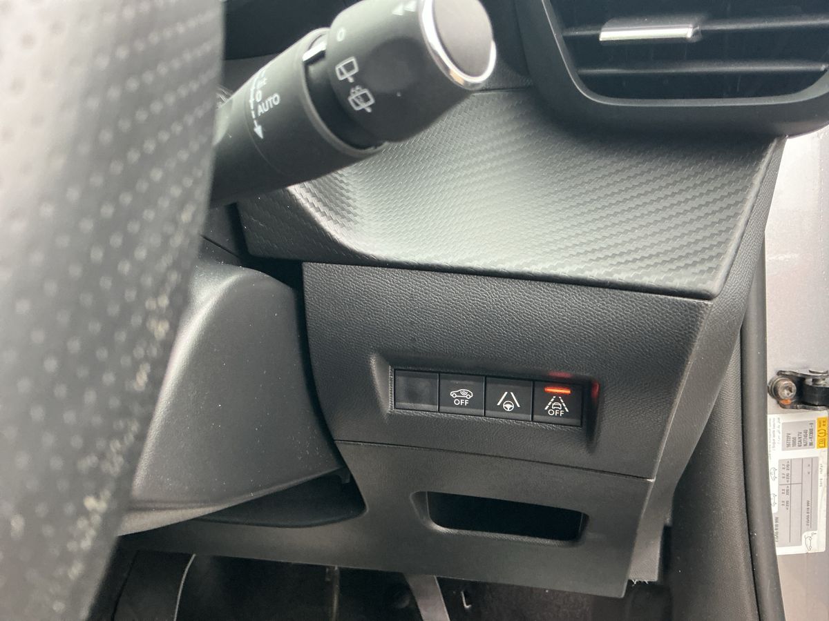 Used Peugeot 2008 2022 for sale - 77221159: Photo 38