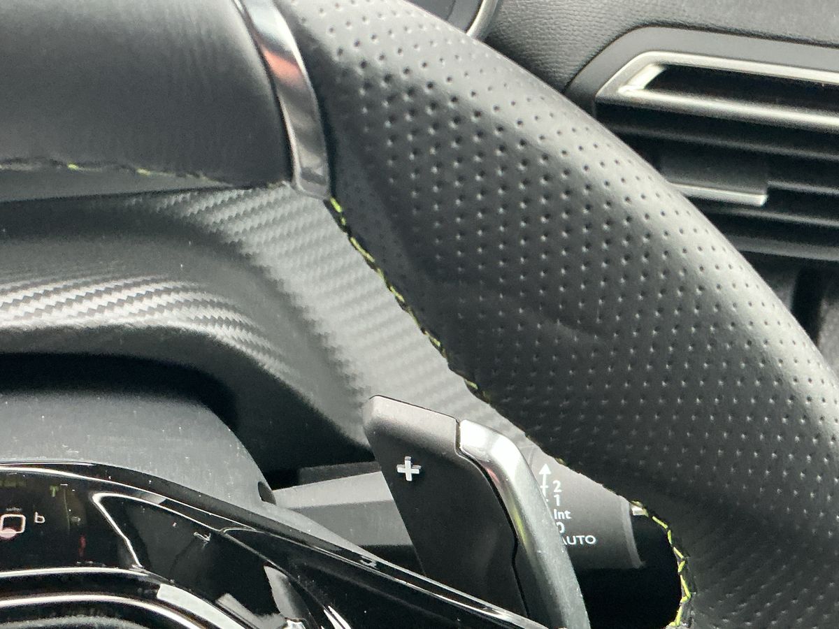 Used Peugeot 2008 2022 for sale - 77221159: Photo 40