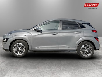 Used Hyundai KONA 2023 for sale - 77789899: Photo