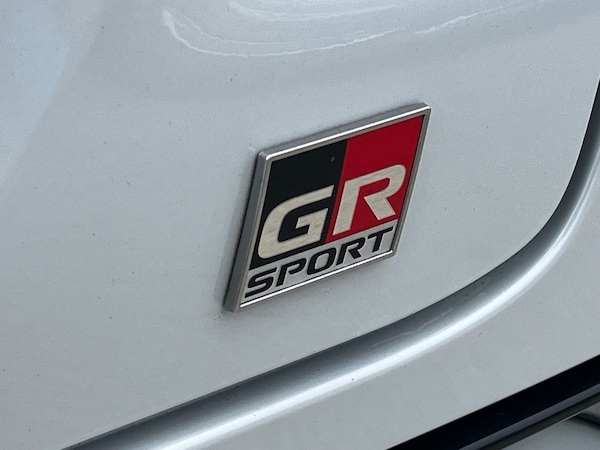 Used Toyota C-HR 2023 for sale - 75536272: Photo 25