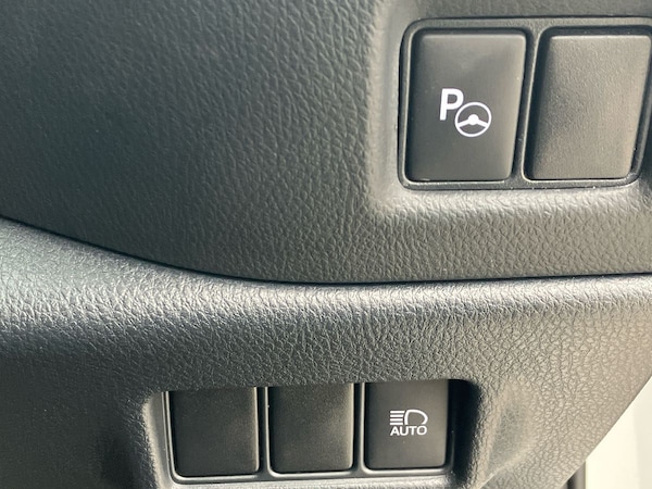 Used Toyota C-HR 2023 for sale - 75536272: Photo 41