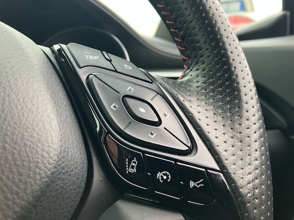 Used Toyota C-HR 2023 for sale - 75536272: Photo 43