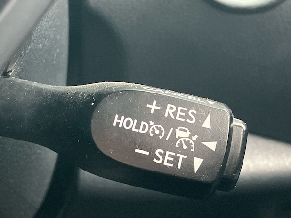 Used Toyota C-HR 2023 for sale - 75536272: Photo 44