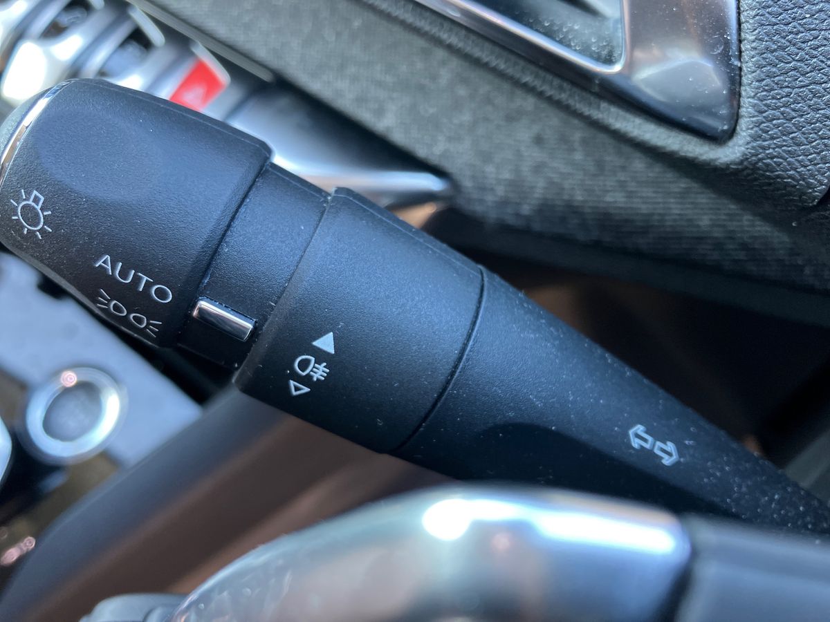 Used Peugeot 3008 2022 for sale - 77604250: Photo 37