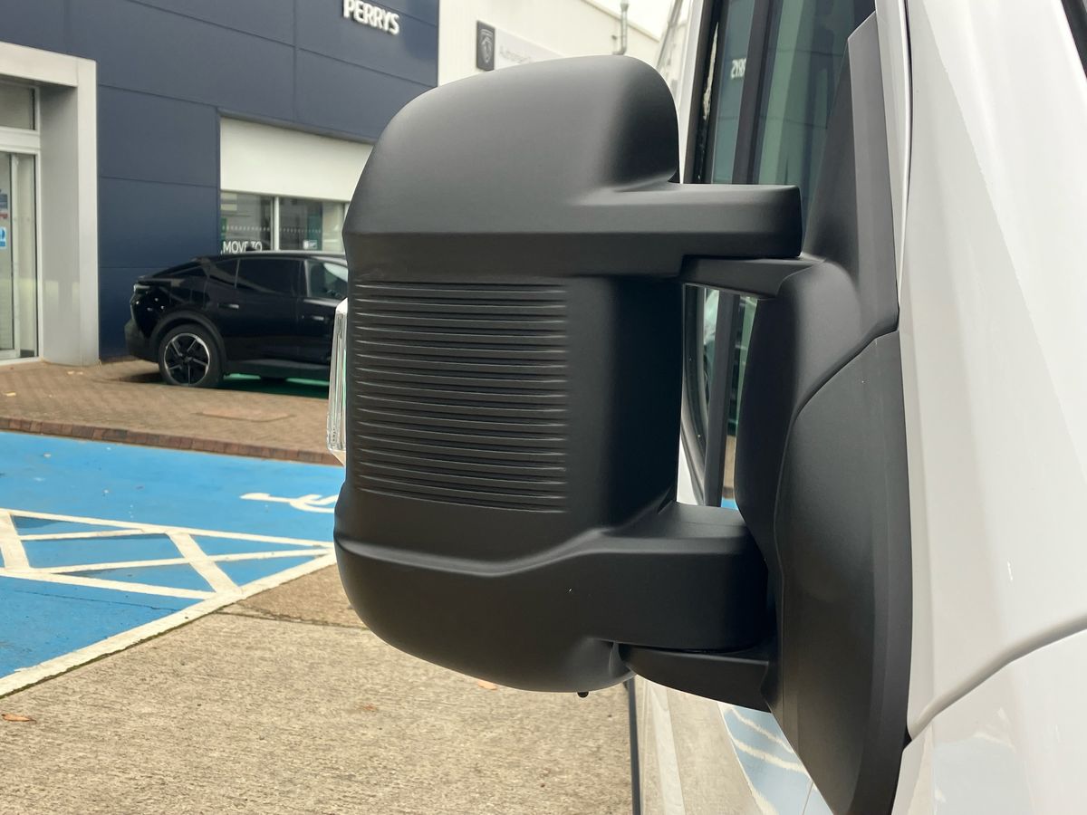 Used Peugeot Boxer 2025 for sale - 76542358: Photo 18