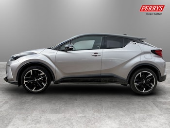 Used Toyota C-HR 2021 for sale - 78237452: Photo