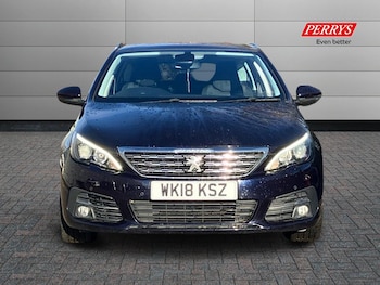 Used Peugeot 308 2018 for sale - 76919379: Photo