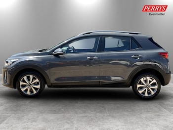 Used Kia Stonic 2023 for sale - 79082698: Photo