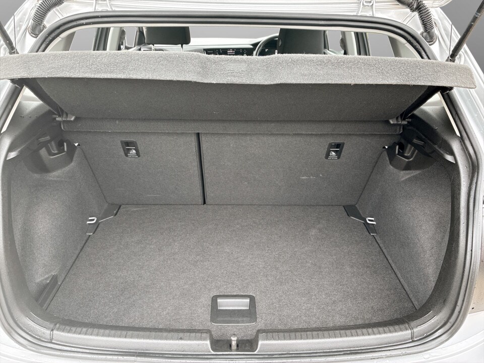 Used Volkswagen Polo 2023 for sale - 77980443: Photo 12