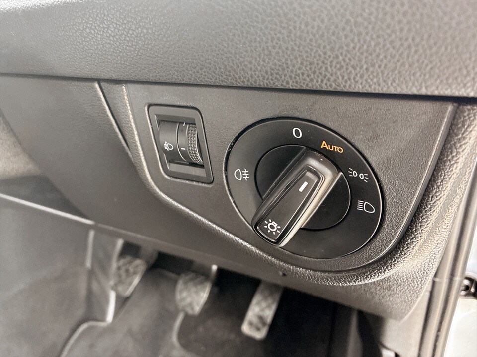 Used Volkswagen Polo 2023 for sale - 77980443: Photo 32