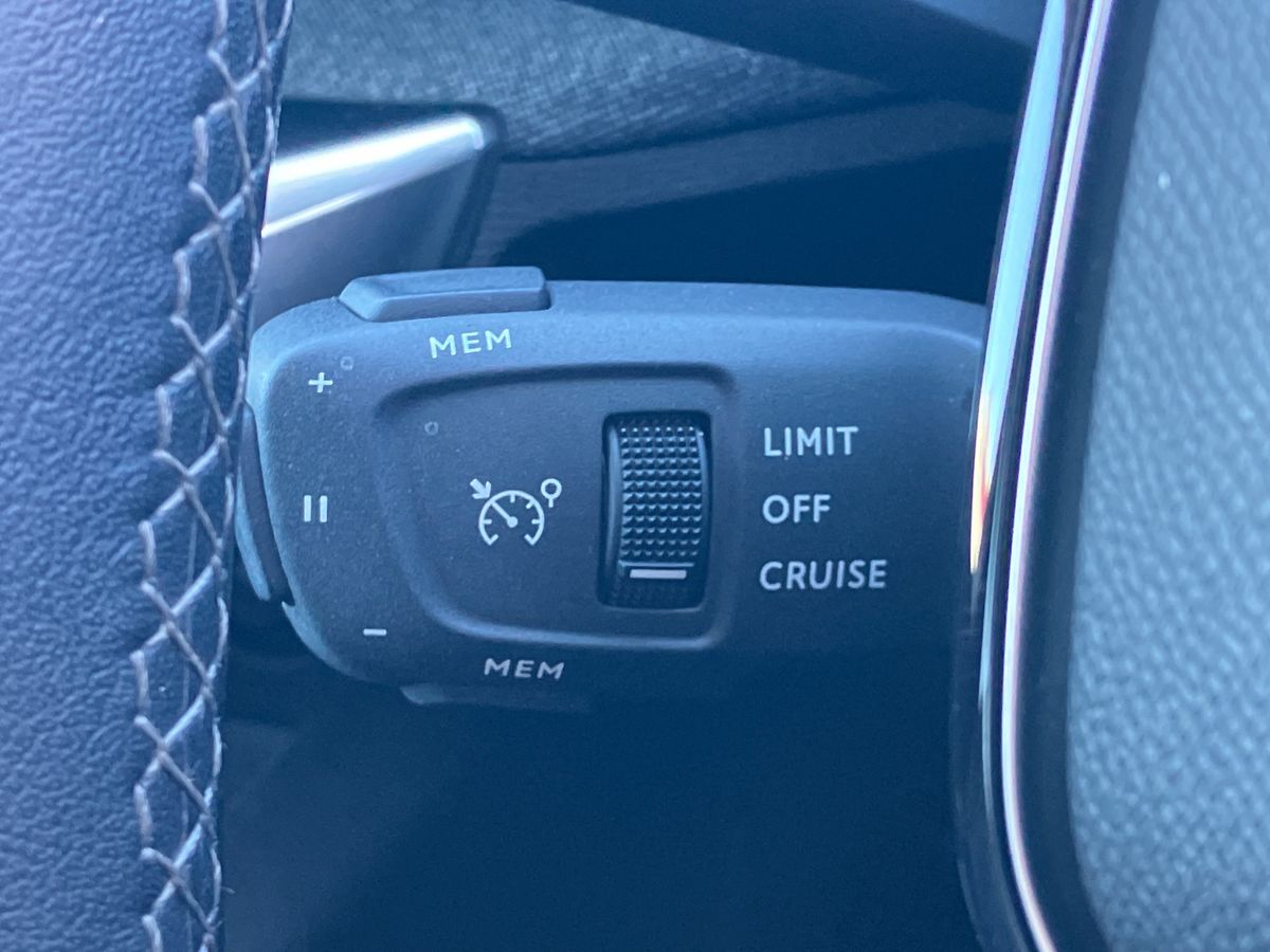 Used Peugeot 5008 2022 for sale - 76128293: Photo 43