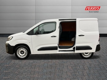 Used Vauxhall Combo 2024 for sale - 76491102: Photo