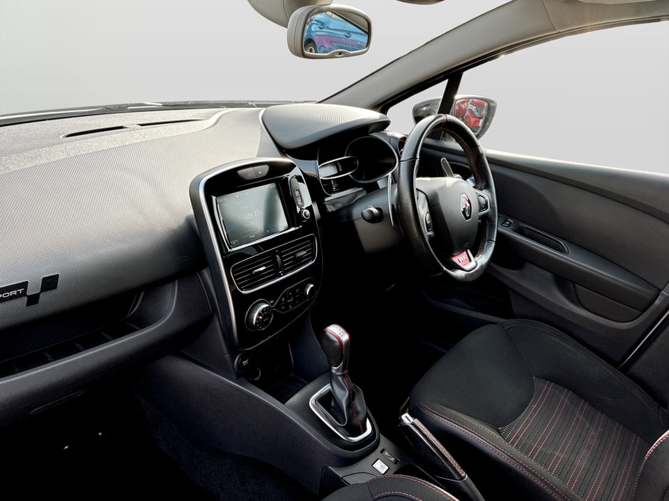 Used Renault Clio 2017 for sale - 77688398: Photo 17