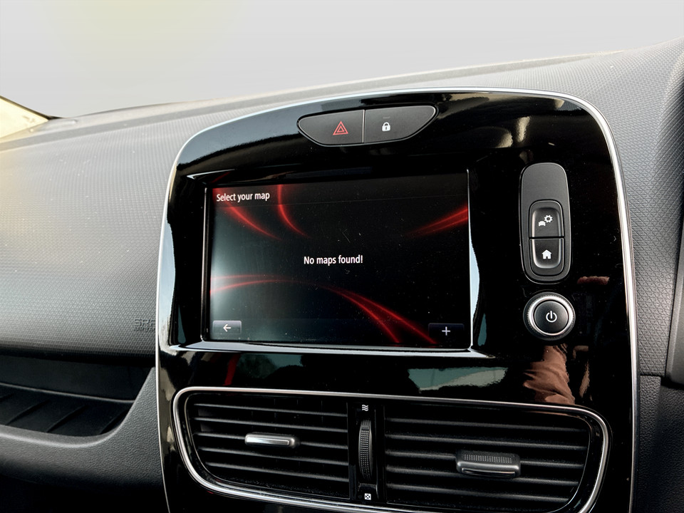 Used Renault Clio 2017 for sale - 77688398: Photo 20