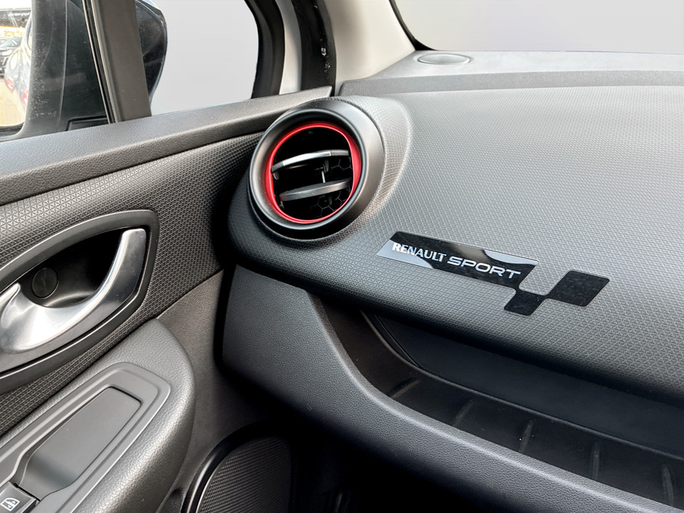 Used Renault Clio 2017 for sale - 77688398: Photo 38