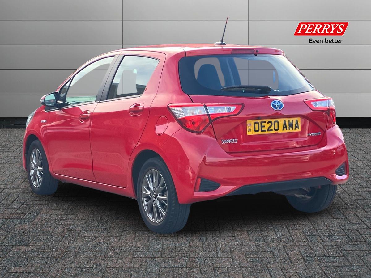 Used Toyota Yaris 2020 for sale - 76518141: Photo 2