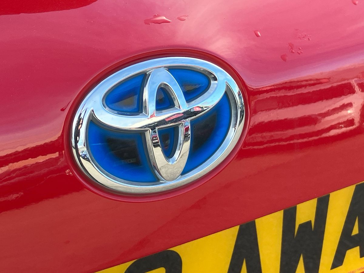 Used Toyota Yaris 2020 for sale - 76518141: Photo 21