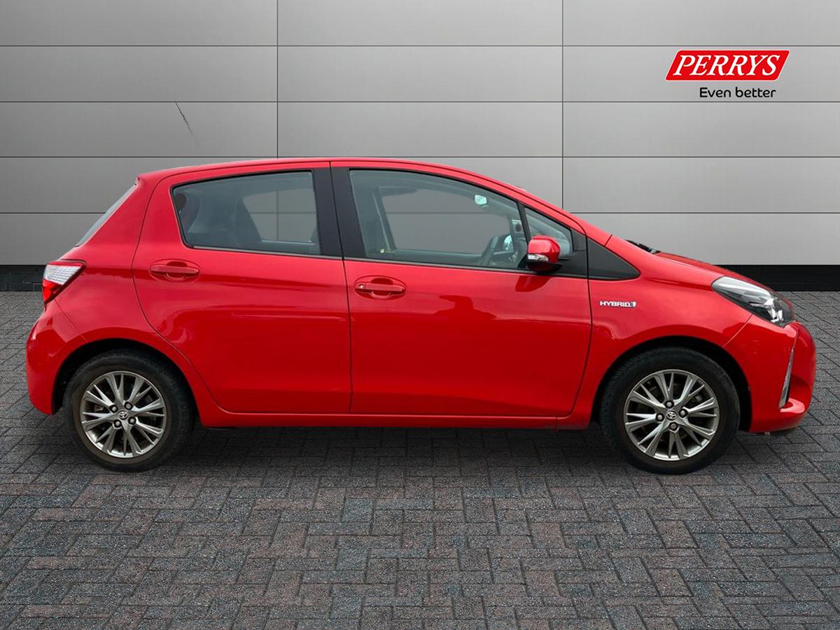 Used Toyota Yaris 2020 for sale - 76518141: Photo 3