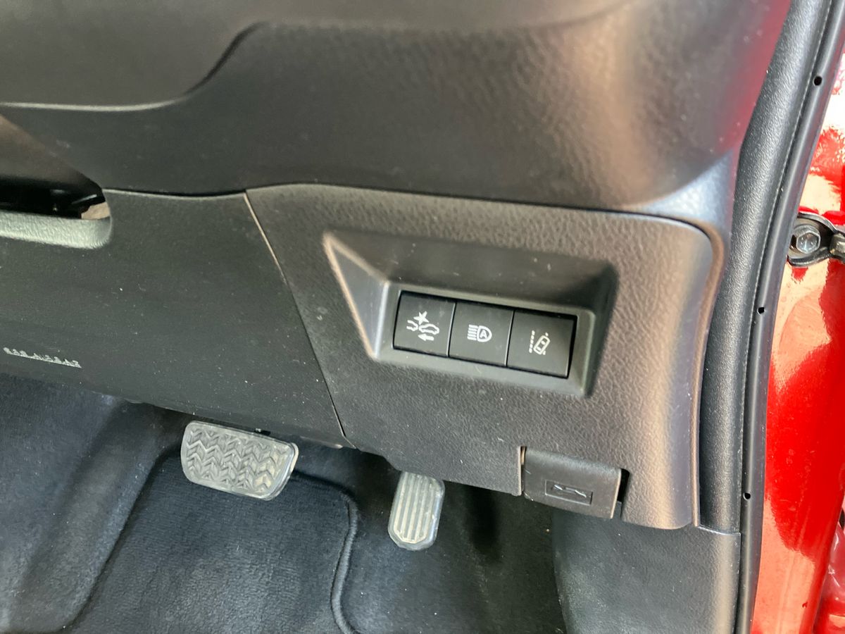 Used Toyota Yaris 2020 for sale - 76518141: Photo 34