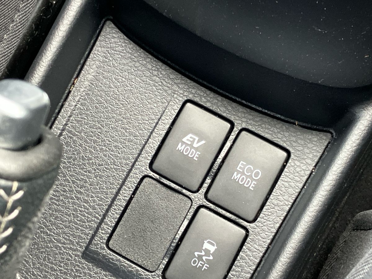 Used Toyota Yaris 2020 for sale - 76518141: Photo 47