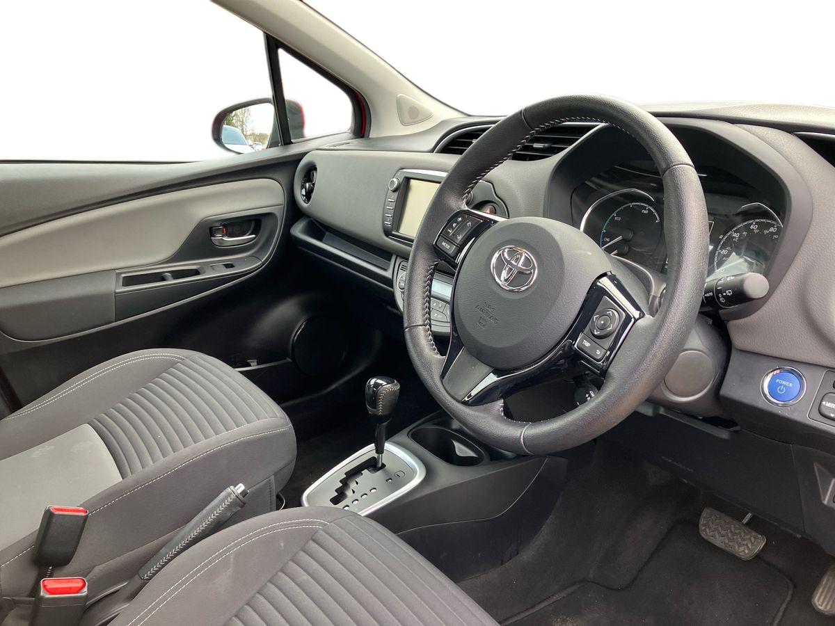 Used Toyota Yaris 2020 for sale - 76518141: Photo 8