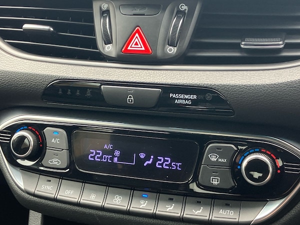 Used Hyundai i30 2019 for sale - 76128241: Photo 14