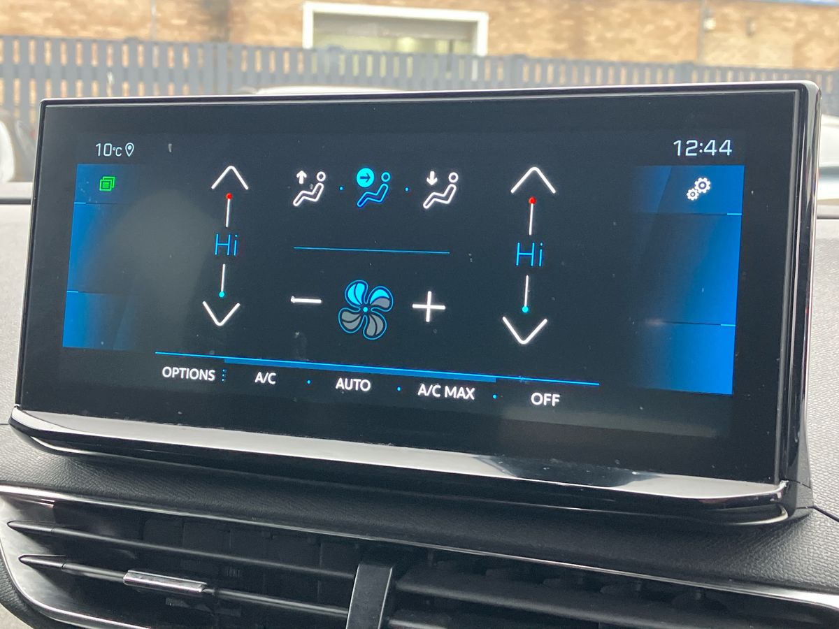 Used Peugeot 3008 2022 for sale - 77221160: Photo 12