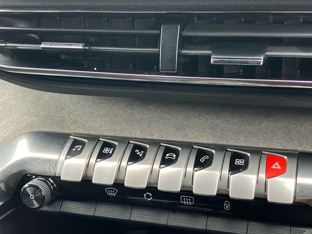 Used Peugeot 3008 2022 for sale - 77221160: Photo 49