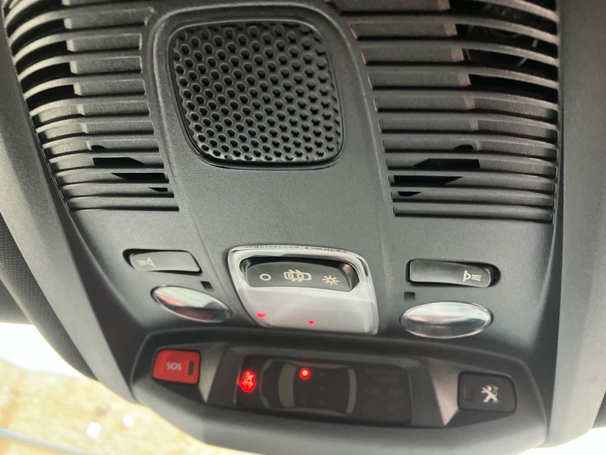 Used Peugeot 3008 2022 for sale - 77221160: Photo 57