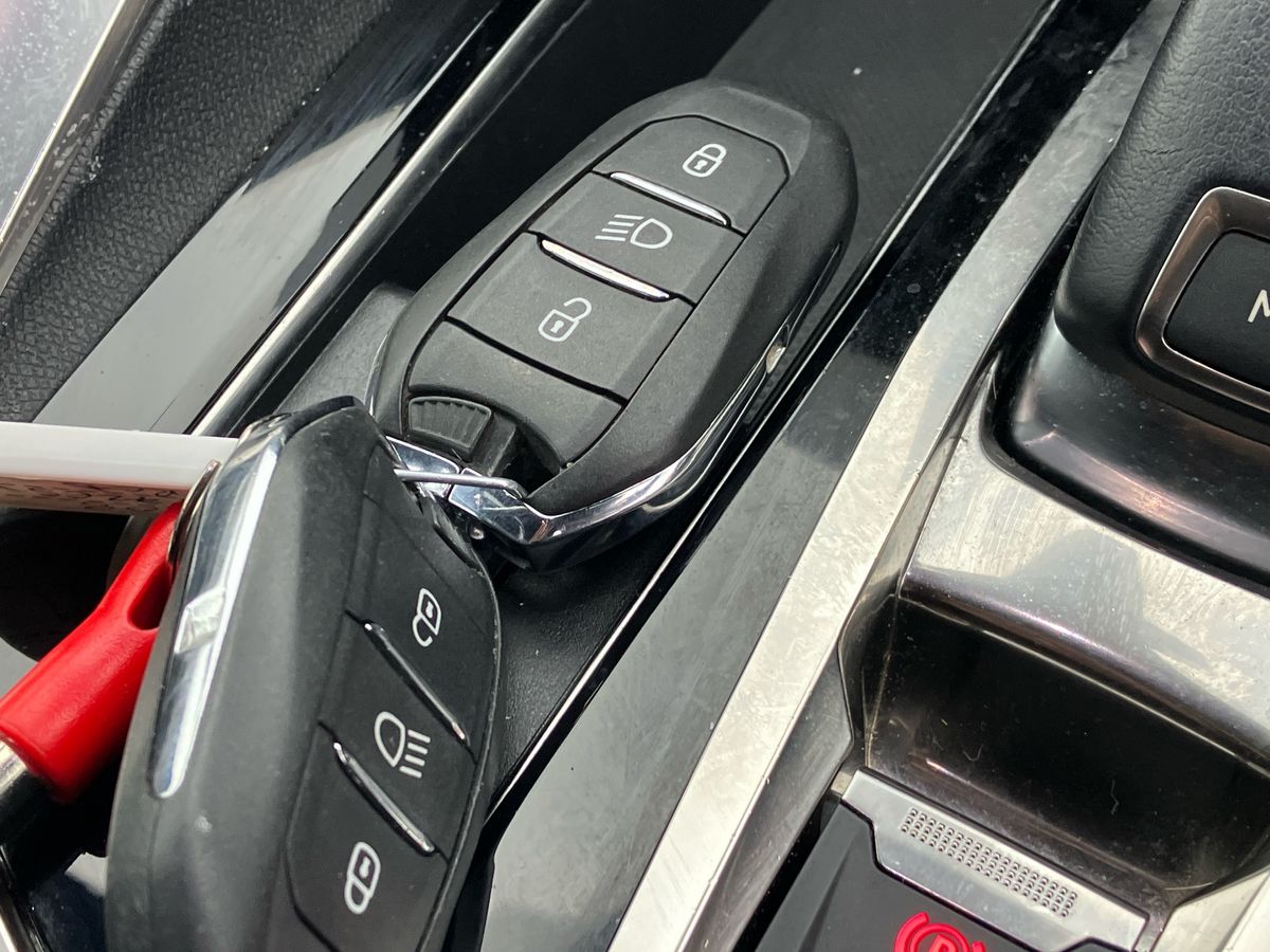 Used Peugeot 3008 2022 for sale - 77221160: Photo 59