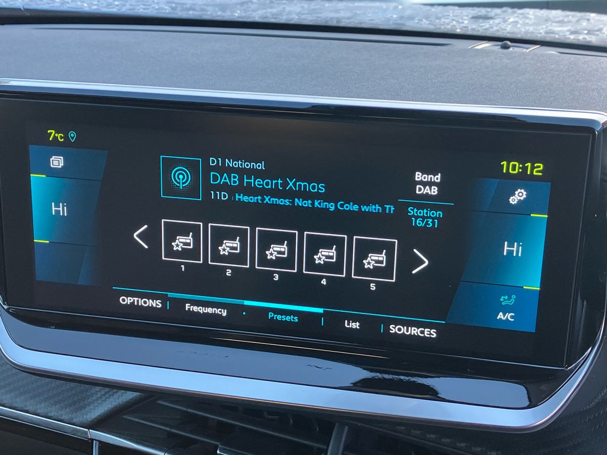 Used Peugeot 2008 2022 for sale - 77432201: Photo 10