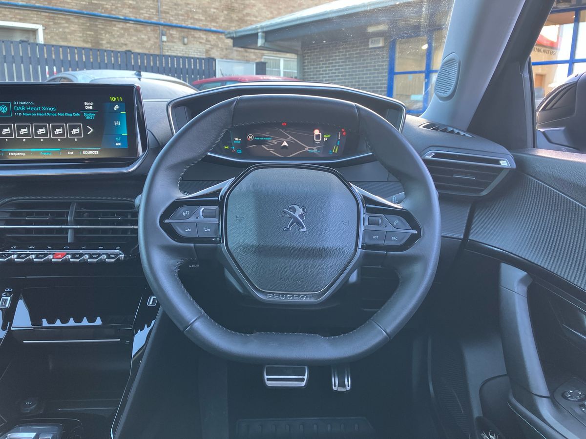 Used Peugeot 2008 2022 for sale - 77432201: Photo 15