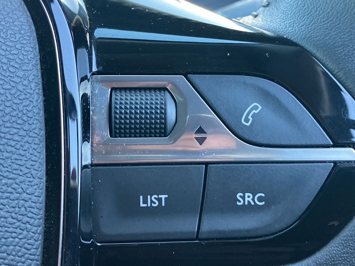 Used Peugeot 2008 2022 for sale - 77432201: Photo 36